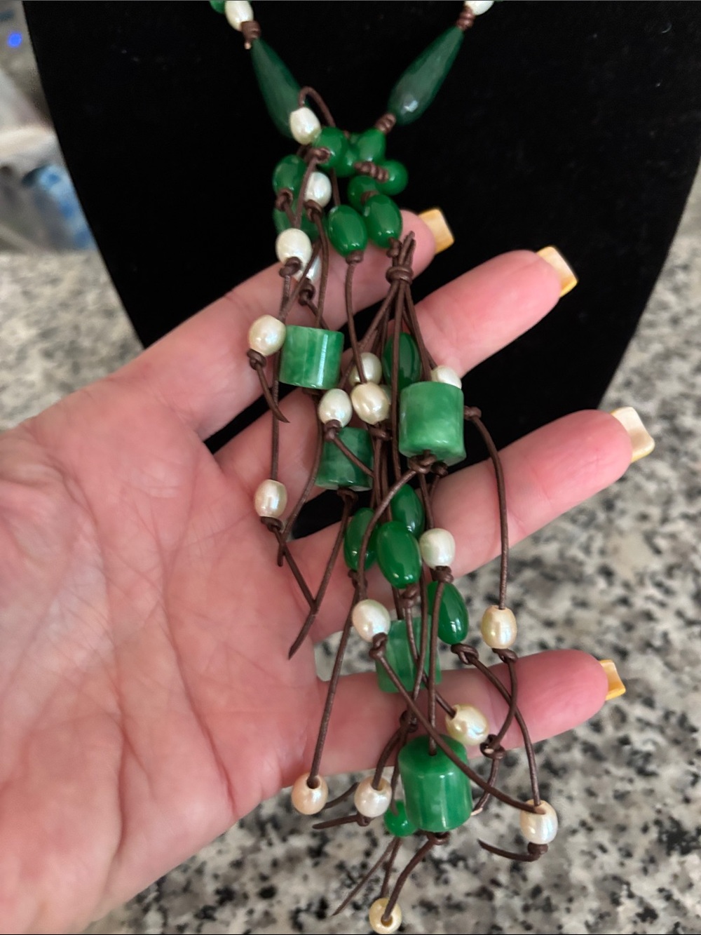 JADE & PEARLS - Picture 2 of 4